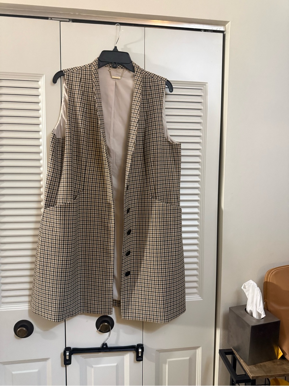 Elie Tahari Beige Check Sleeveless Long Vest